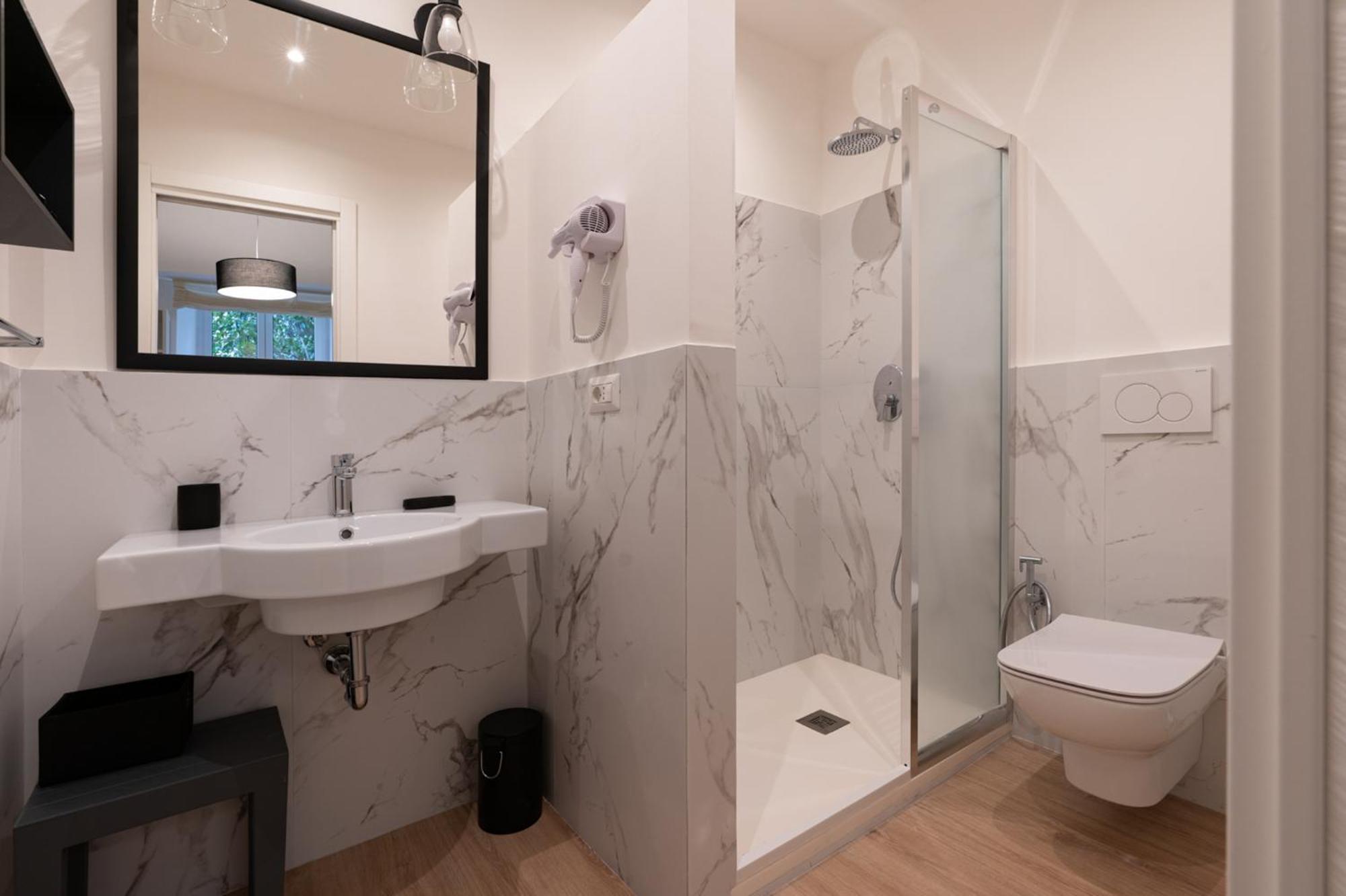 Residenza Lucrezio Pensión Roma